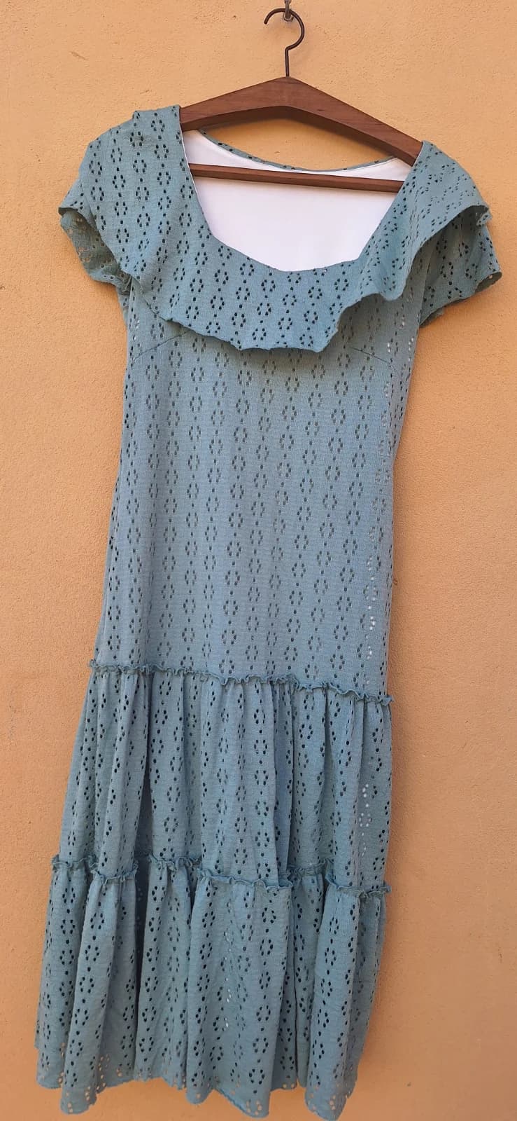 Vestido Midi Verde Sálvia em Laise